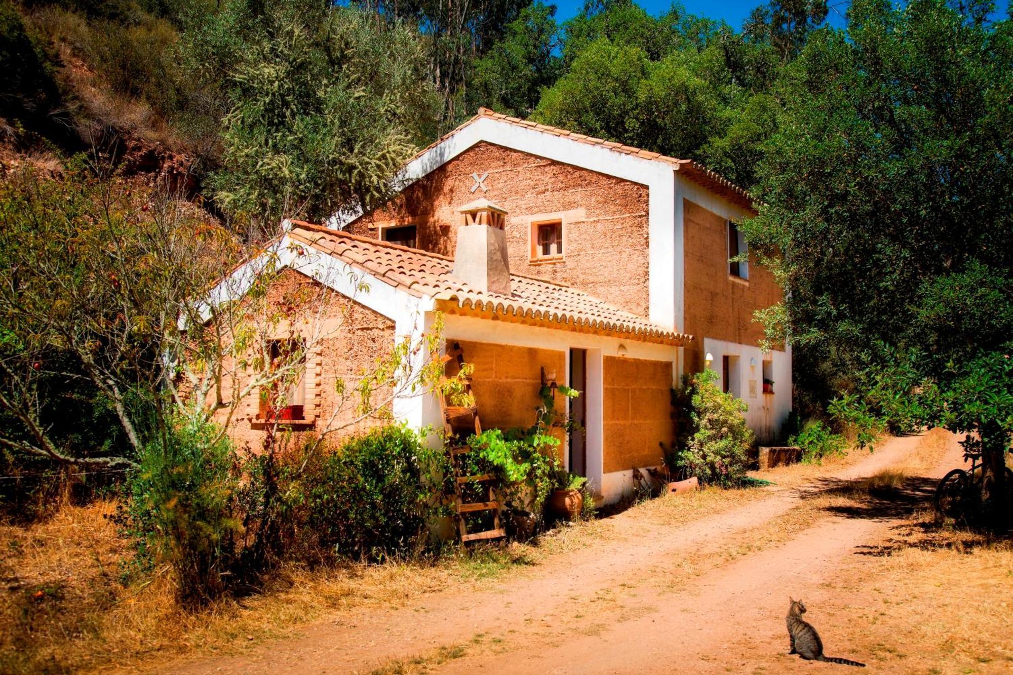 Casas Da Cerca Guest House Troviscais Exterior photo